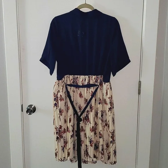 NWT Modcloth Adored Duet Floral A-Line Dress Size 1X - Picture 2 of 10